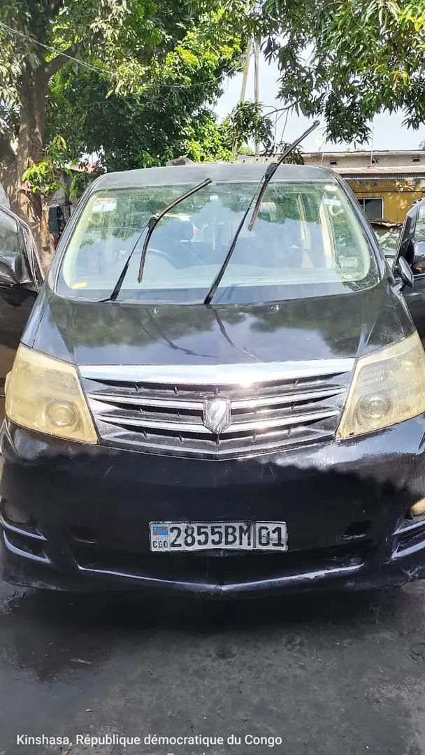 Toyota Alphard 2010 à  en RDC